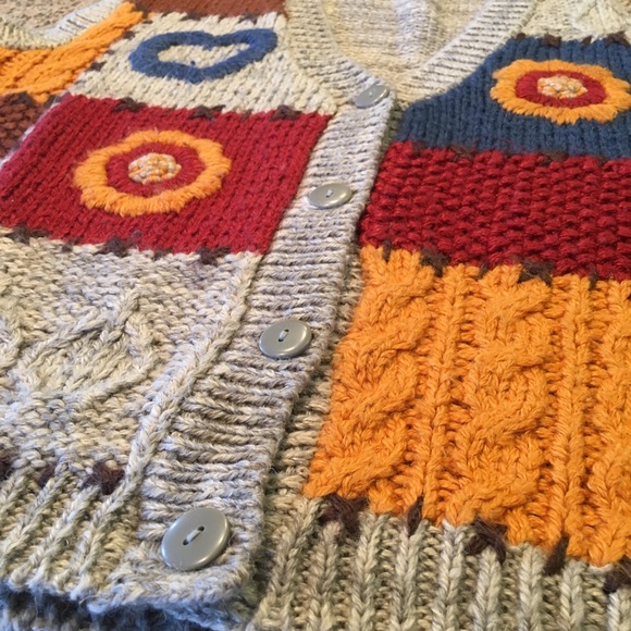 Vintage Two Twenty Sz Small Grey Red Sweater Vest - Picture 8 of 8